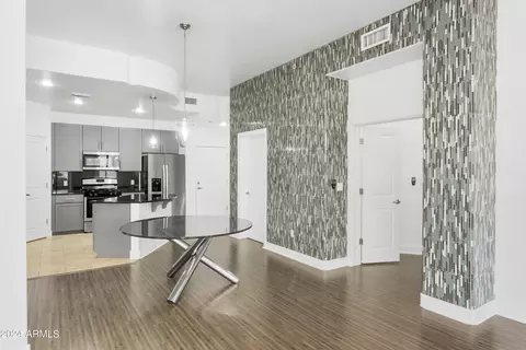 945 E Playa Del Norte Dr #1026, Tempe, AZ 85281