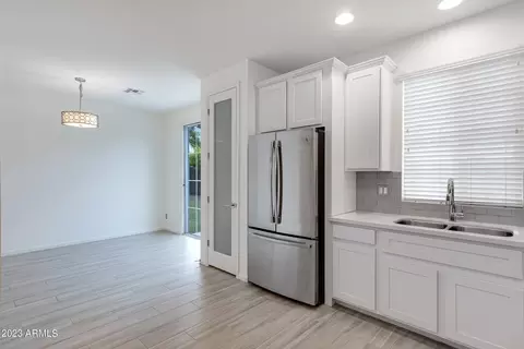 4008 E Oak St, Phoenix, AZ 85008 photo 9