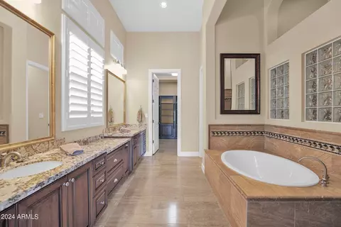8042 E Sugarloaf Cir, Mesa, AZ 85207 photo 16