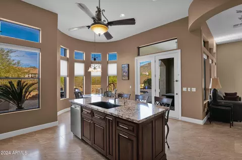 8042 E Sugarloaf Cir, Mesa, AZ 85207 photo 12