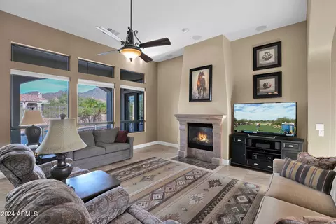 8042 E Sugarloaf Cir, Mesa, AZ 85207 photo 11