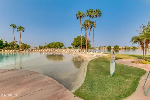 View/Area - 871 N Date Palm Dr, Gilbert, AZ 85234 photo 1 of 3