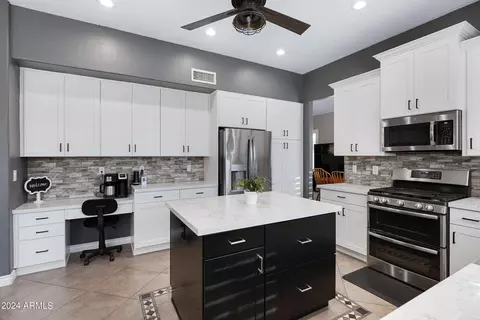 16018 S 7th Dr, Phoenix, AZ 85045 photo 15
