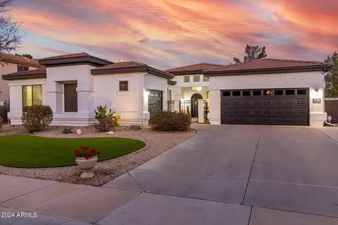 3129 S Larkspur St, Gilbert, AZ 85295