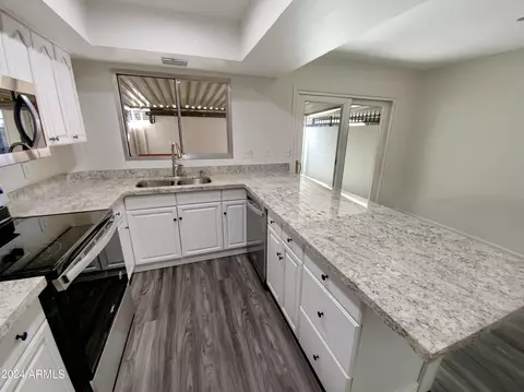 4488 E Belleview St, Phoenix, AZ 85008 photo 11