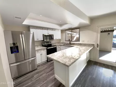 4488 E Belleview St, Phoenix, AZ 85008 photo 9