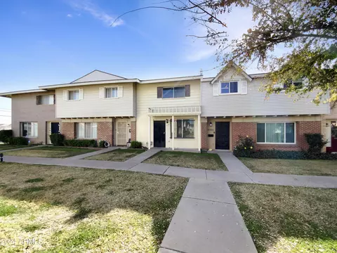4488 E Belleview St, Phoenix, AZ 85008 photo 7