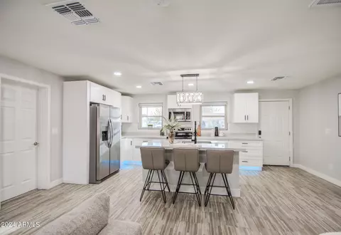 4326 W Weldon Ave, Phoenix, AZ 85031 photo 3