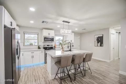 4326 W Weldon Ave, Phoenix, AZ 85031 photo 5