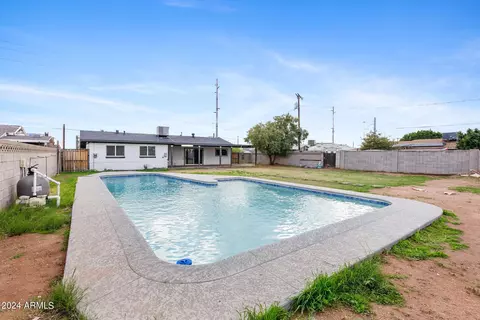 Exterior - 4712 E Melvin St, Phoenix, AZ 85008 photo 7 of 18