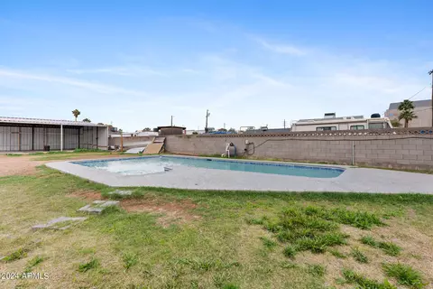 Exterior - 4712 E Melvin St, Phoenix, AZ 85008 photo 13 of 18