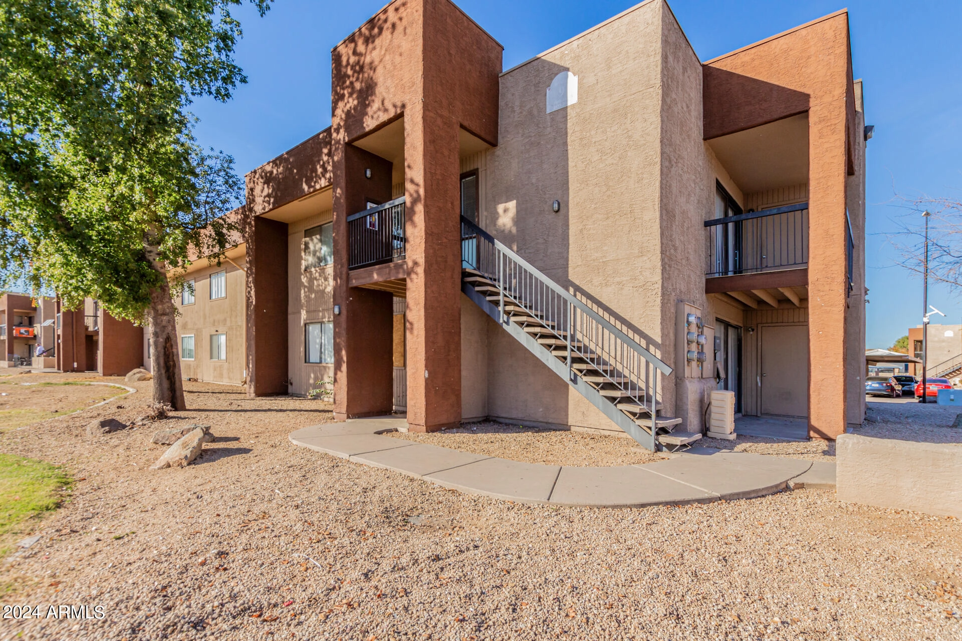 3810 N Maryvale Pkwy Unit 2062  