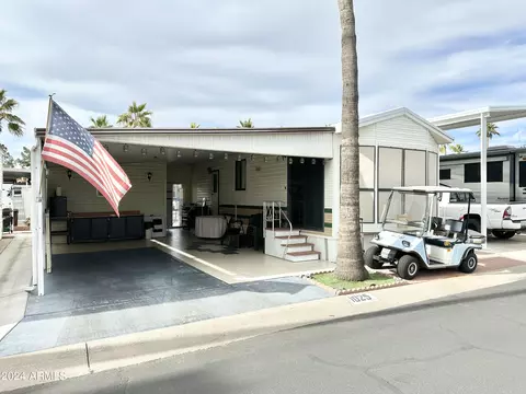 1025 S Propsector Dr, Apache Junction, AZ 85119 photo 2