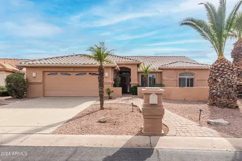 8903 E Mossy Rock Dr, Sun Lakes, AZ 85248