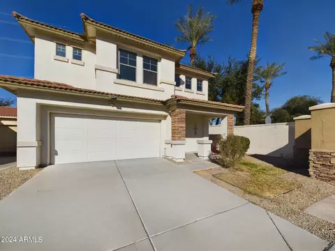 5202 W Shaw Butte Dr, Glendale, AZ 85304