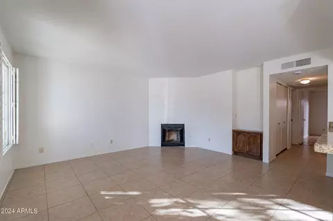 3135 N 38th St #9, Phoenix, AZ 85018 photo 11