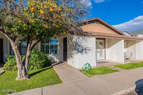 3135 N 38th St #9, Phoenix, AZ 85018
