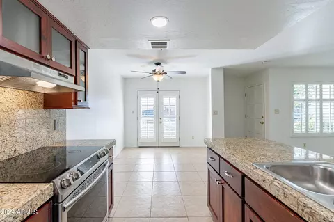 3135 N 38th St #9, Phoenix, AZ 85018 photo 19