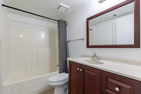 3135 N 38th St #9, Phoenix, AZ 85018 photo 25