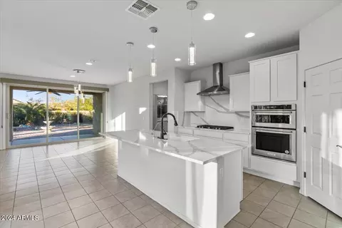 6082 W Sandpiper Way, Florence, AZ 85132