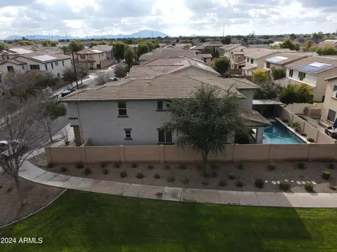 View/Area - 1658 S Roles Dr, Gilbert, AZ 85295 photo 2 of 2