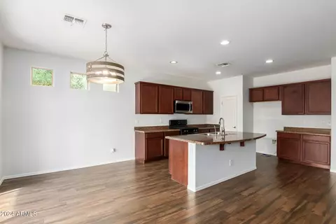 1753 E Dubois Ave, Gilbert, AZ 85298 photo 9