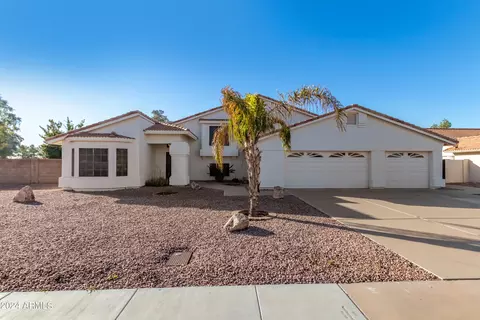 541 E Sagebrush St, Gilbert, AZ 85296