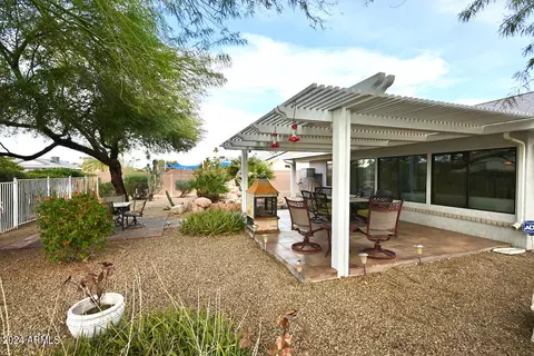 17602 N 133rd Dr, Sun City West, AZ 85375