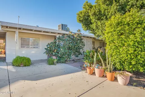 409 W Buist Ave, Phoenix, AZ 85041