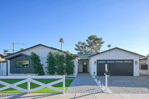 8219 E Mitchell Dr, Scottsdale, AZ 85251