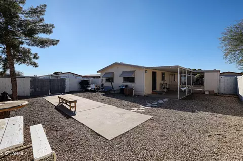8601 N 103rd Ave #113, Peoria, AZ 85345