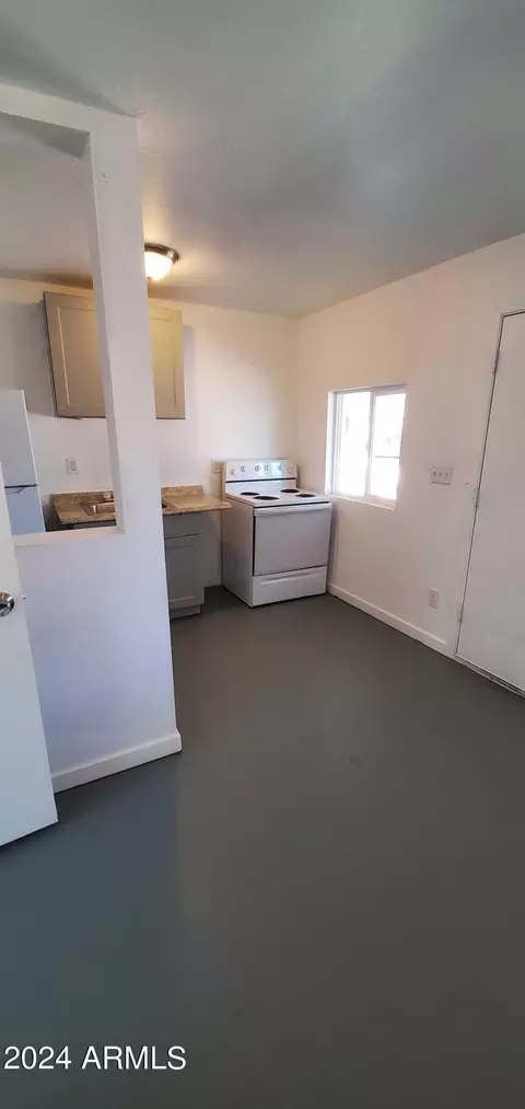 2225 E Taylor St, Phoenix, AZ 85006 photo 11
