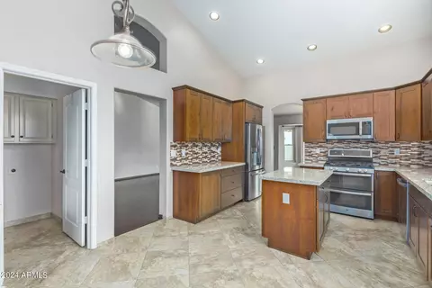 2919 E South Fork Dr, Phoenix, AZ 85048 photo 6