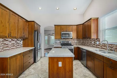 2919 E South Fork Dr, Phoenix, AZ 85048 photo 4