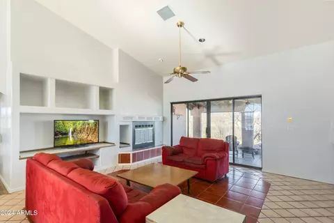 556 E Mulberry Ln, Bisbee, AZ 85603 photo 8