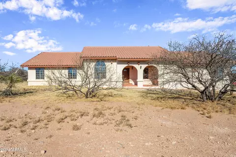 556 E Mulberry Ln, Bisbee, AZ 85603