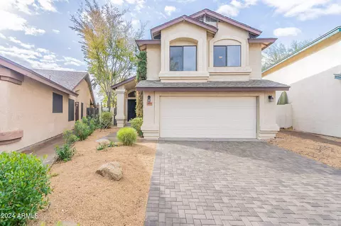 713 E Rosemonte Dr, Phoenix, AZ 85024