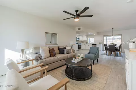 13330 W Sierra Vista Dr, Glendale, AZ 85307