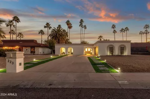 223 W Pine Valley Dr, Phoenix, AZ 85023