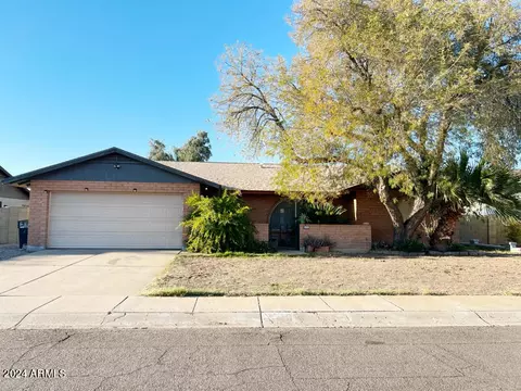 9444 N 50th Dr, Glendale, AZ 85302