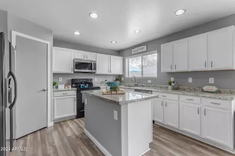 8849 E Plana Ave, Mesa, AZ 85212 photo 13