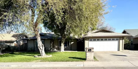 6835 S Lakeshore Dr, Tempe, AZ 85283