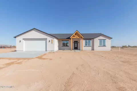 3711 N 372nd Ln, Tonopah, AZ 85354