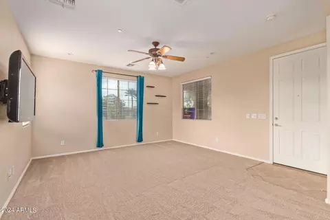 1657 Elgin St, Gilbert, AZ 85295 photo 4
