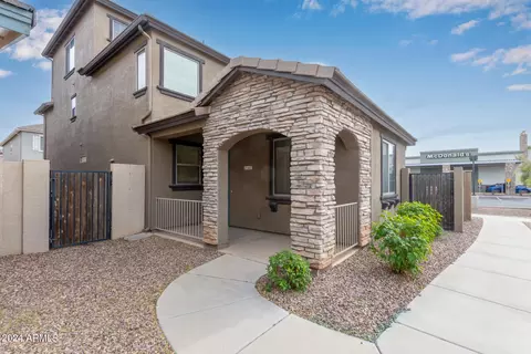 1657 Elgin St, Gilbert, AZ 85295