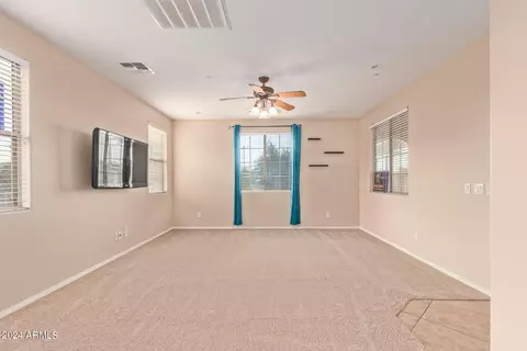 1657 Elgin St, Gilbert, AZ 85295 photo 3