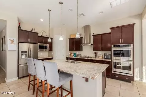 1169 E Oriole Dr, Gilbert, AZ 85297 photo 2