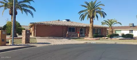 518 S Norfolk Cir, Mesa, AZ 85206