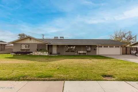 833 W 11th Pl, Mesa, AZ 85201