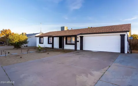 6527 W Holly St, Phoenix, AZ 85035